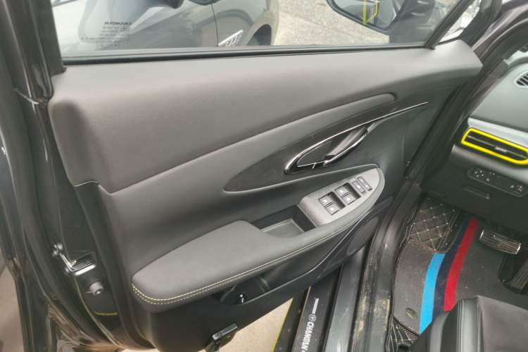 Used CHANGAN UNI-T 2022 2.0T Sport Edition Premium Version Interior 7