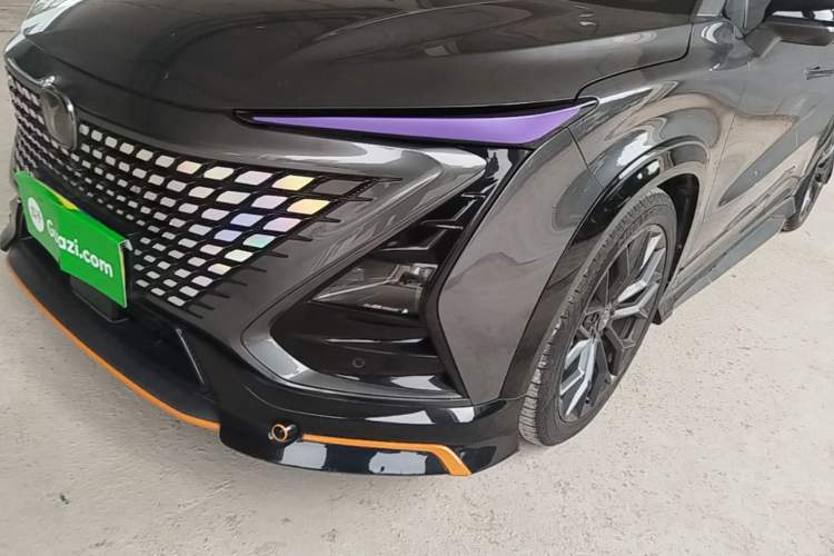 Used CHANGAN UNI-T 2022 2.0T Sport Edition Premium Version Left Front Headlight