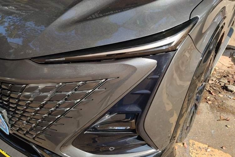 Used CHANGAN UNI-T 2022 1.5T Sport Edition Premium Version Left Front Headlight