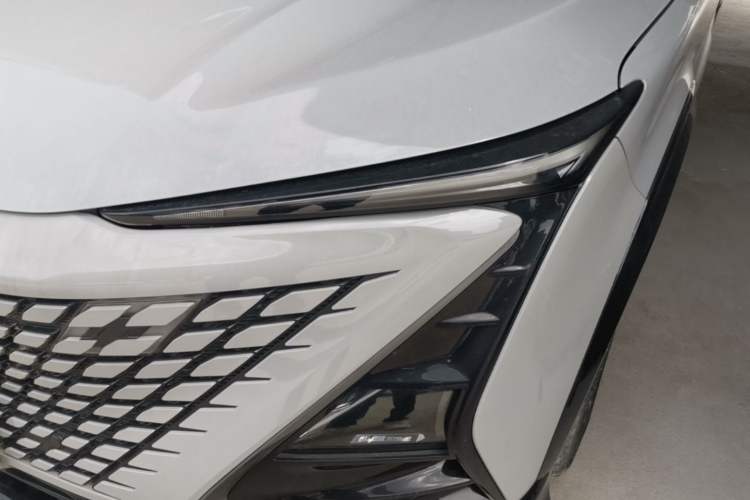 Used CHANGAN UNI-T 2022 1.5T Sport Edition Premium Version Left Front Headlight