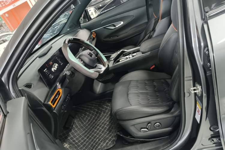 Used CHANGAN UNI-T 2022 1.5T Sport Edition Flagship Version Left Front Seat