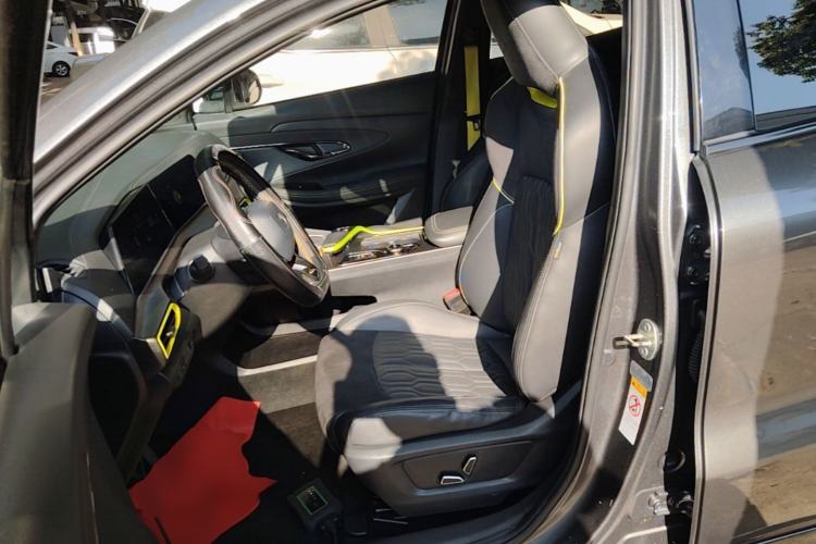Used CHANGAN UNI-T 2022 1.5T Sport Edition Premium Version Left Front Seat