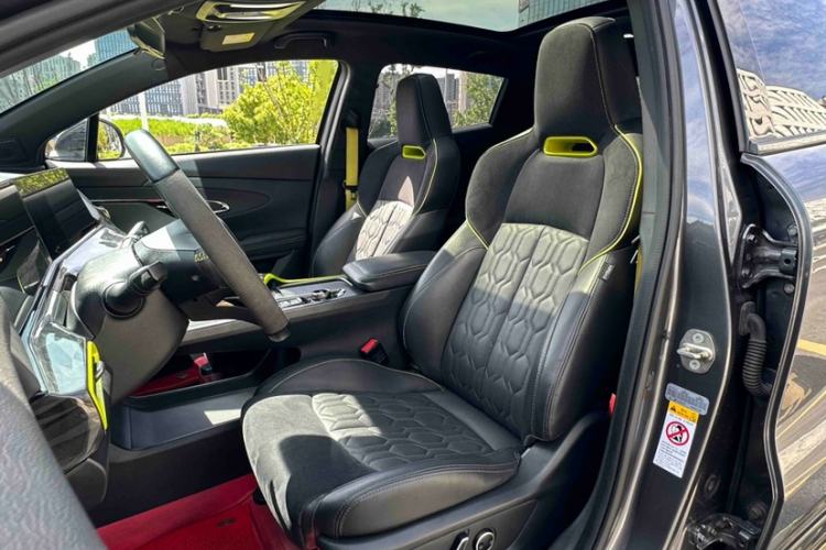 Used CHANGAN UNI-T 2022 1.5T Sport Edition Flagship Version Left Front Seat