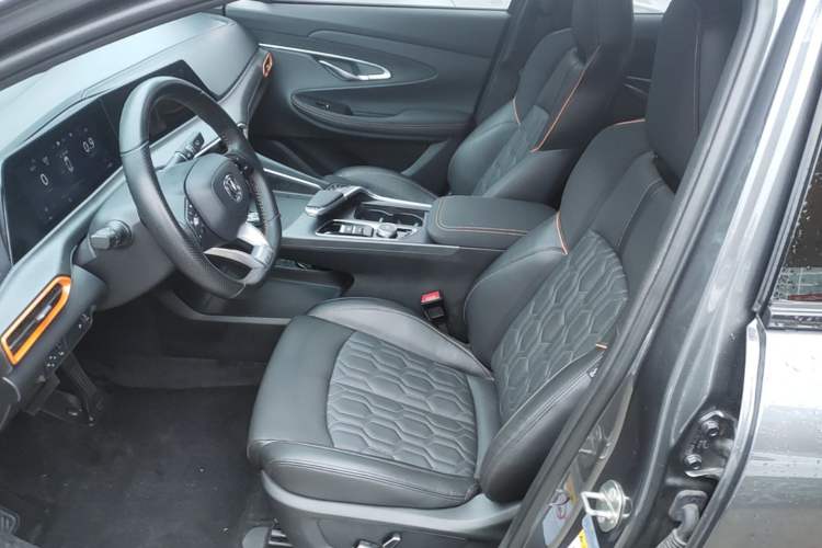 Used CHANGAN UNI-T 2022 2.0T Prestige Version Left Front Seat