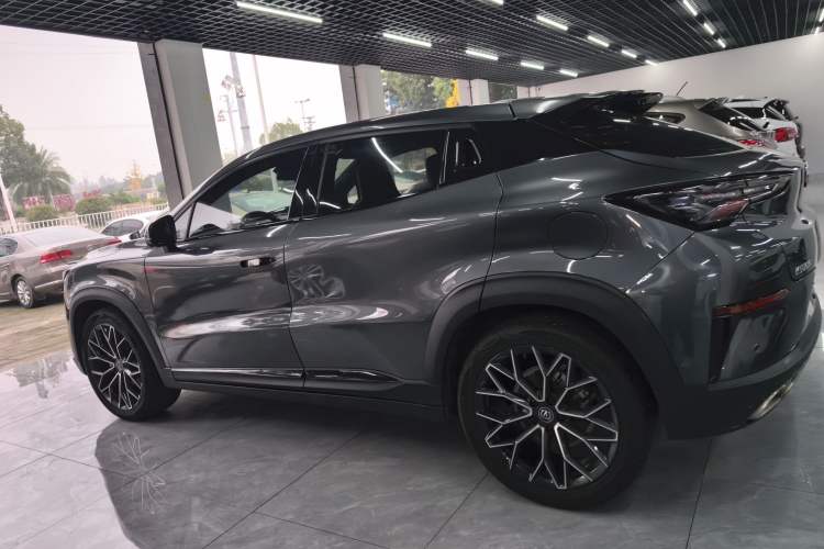 Used CHANGAN UNI-T 2022 1.5T Prestige Version Left Side