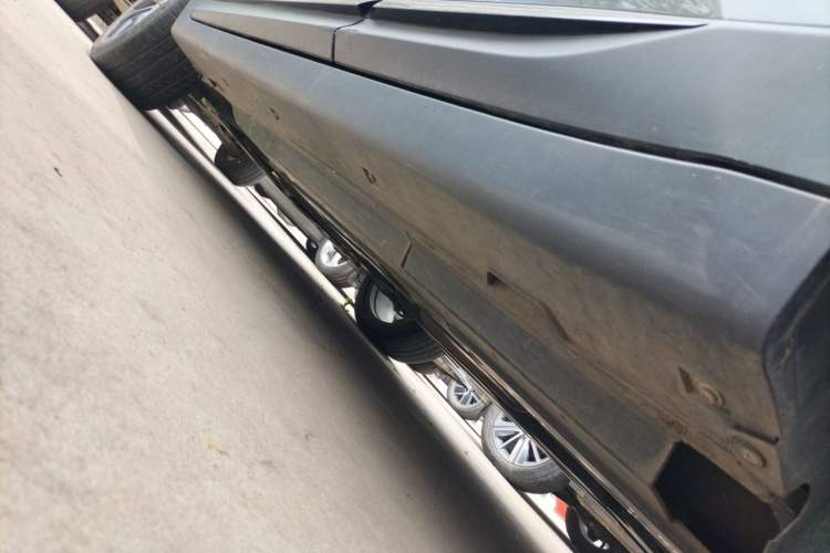 Used CHANGAN UNI-T 2022 1.5T Prestige Version Left Side Sill