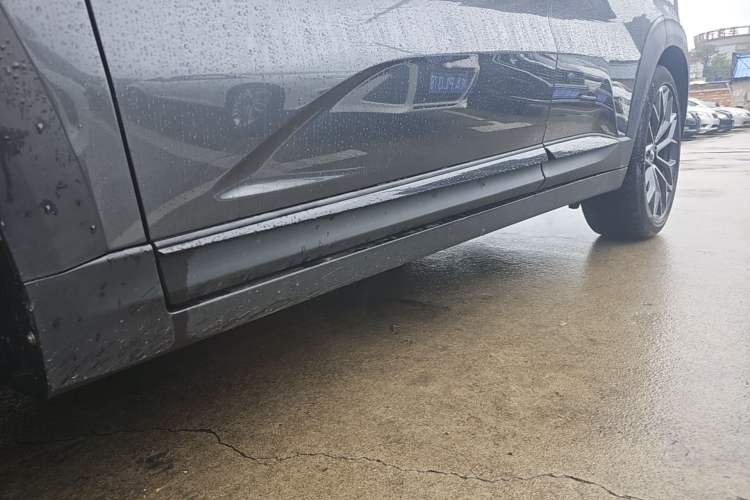 Used CHANGAN UNI-T 2022 1.5T Flagship Edition Left Side Sill