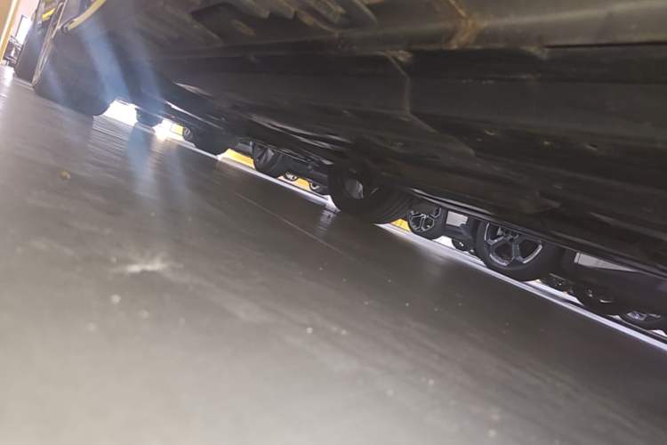 Used CHANGAN UNI-T 2022 1.5T Sport Edition Flagship Version Left Side Sill