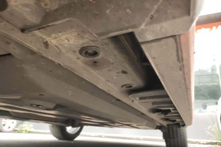 Used CHANGAN UNI-T 2022 1.5T Prestige Version Left Side Sill