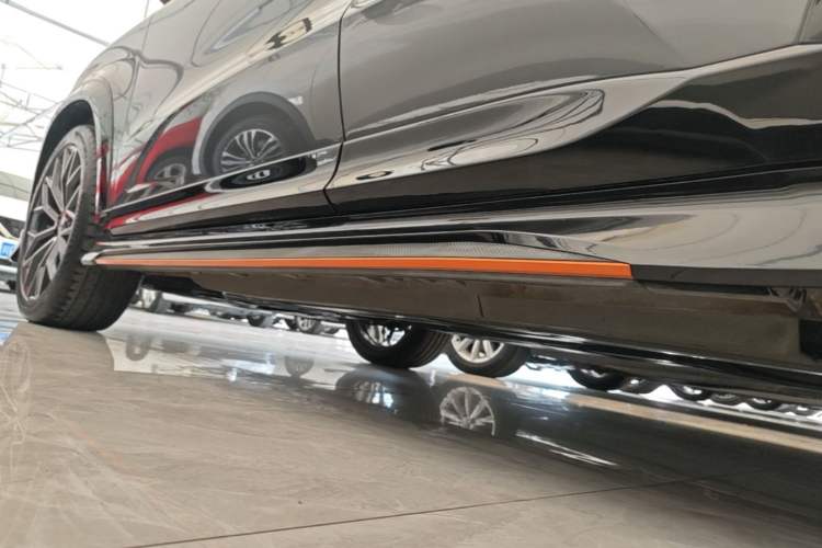Used CHANGAN UNI-T 2022 1.5T Prestige Version Left Side Sill