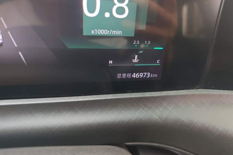 Used CHANGAN UNI-T 2022 1.5T Prestige Version Odometer Close Up