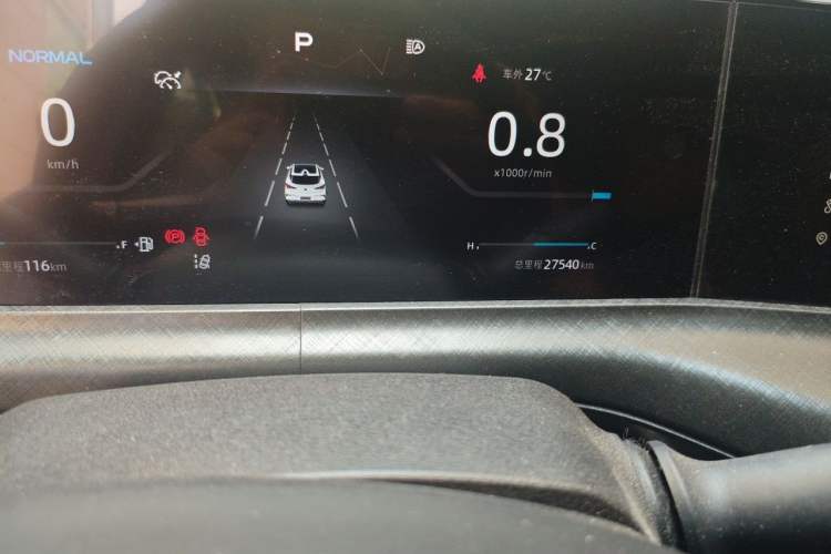 Used CHANGAN UNI-T 2022 1.5T Prestige Version Odometer Close Up