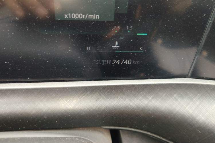 Used CHANGAN UNI-T 2022 1.5T Prestige Version Odometer Close Up
