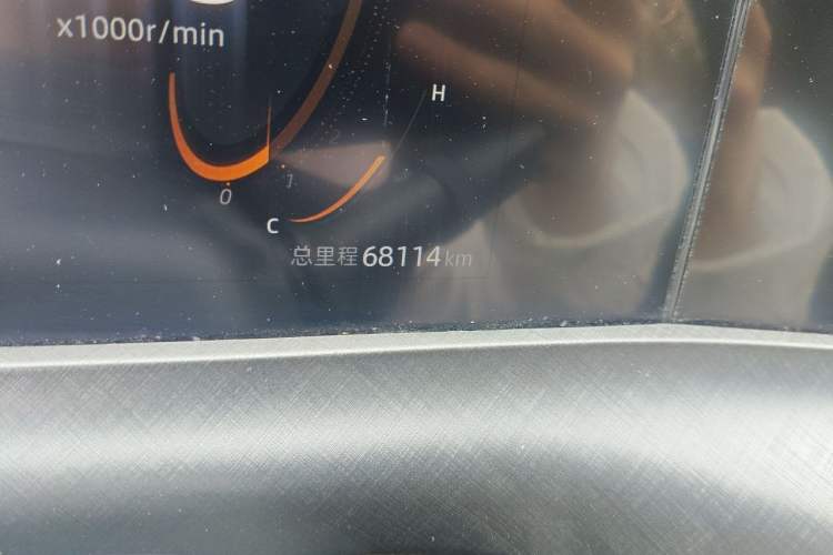 Used CHANGAN UNI-T 2022 1.5T Prestige Version Odometer Close Up