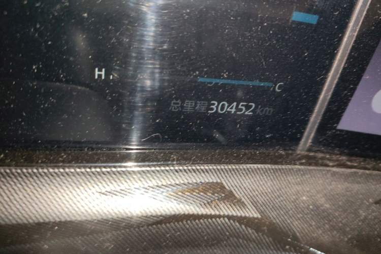 Used CHANGAN UNI-T 2022 1.5T Flagship Edition Odometer Close Up