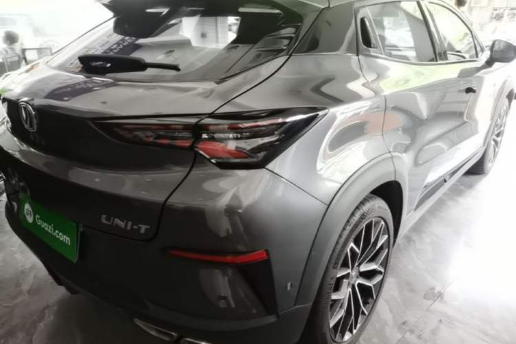 Used CHANGAN UNI-T 2022 1.5T Flagship Edition Rear Right 45 Deg