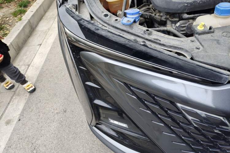 Used CHANGAN UNI-T 2022 1.5T Prestige Version Right Front Headlight