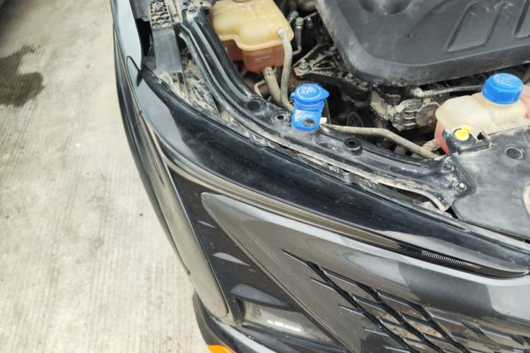 Used CHANGAN UNI-T 2022 1.5T Sport Edition Flagship Version Right Front Headlight