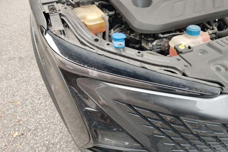 Used CHANGAN UNI-T 2022 1.5T Prestige Version Right Front Headlight