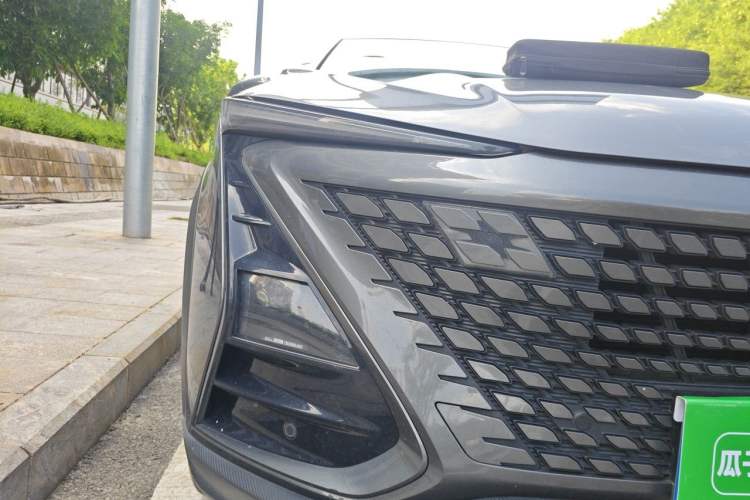 Used CHANGAN UNI-T 2022 1.5T Prestige Version Right Front Headlight