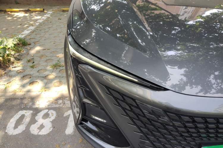 Used CHANGAN UNI-T 2022 1.5T Prestige Version Right Front Headlight