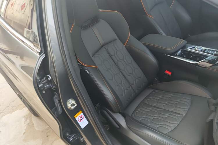 Used CHANGAN UNI-T 2022 1.5T Prestige Version Right Front Seat