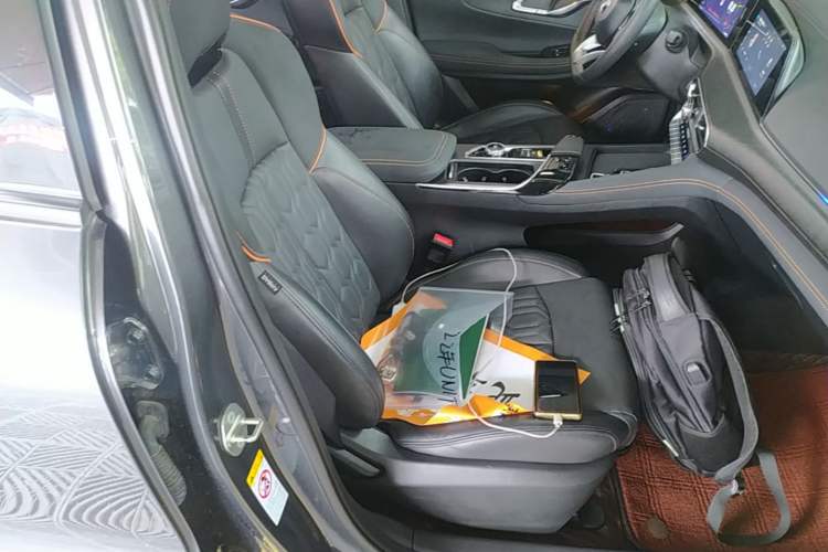 Used CHANGAN UNI-T 2022 1.5T Luxury Edition Right Front Seat