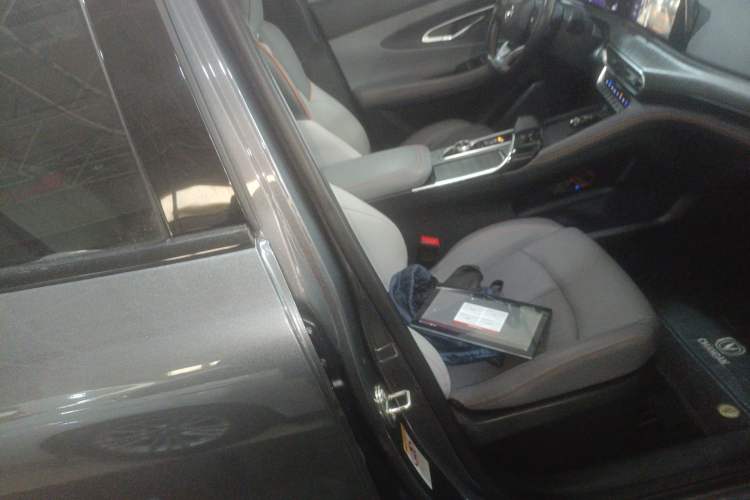 Used CHANGAN UNI-T 2022 1.5T Prestige Version Right Front Seat