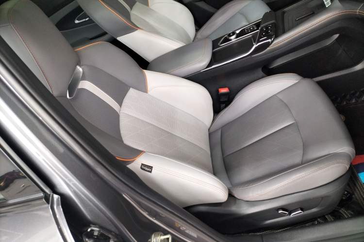 Used CHANGAN UNI-T 2022 1.5T Flagship Edition Right Front Seat