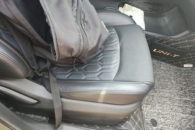 Used CHANGAN UNI-T 2022 1.5T Prestige Version Right Front Seat