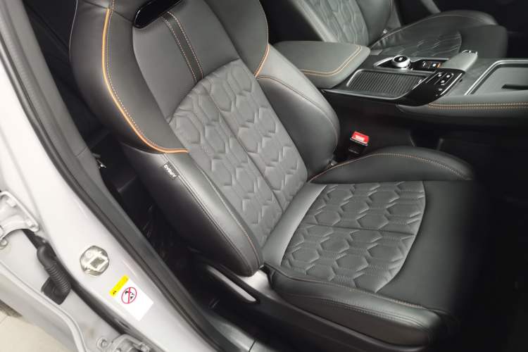 Used CHANGAN UNI-T 2022 1.5T Prestige Version Right Front Seat
