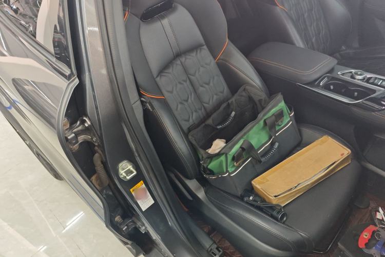 Used CHANGAN UNI-T 2022 1.5T Prestige Version Right Front Seat