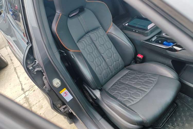 Used CHANGAN UNI-T 2022 1.5T Prestige Version Right Front Seat
