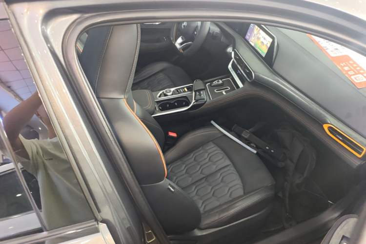 Used CHANGAN UNI-T 2022 1.5T Prestige Version Right Front Seat