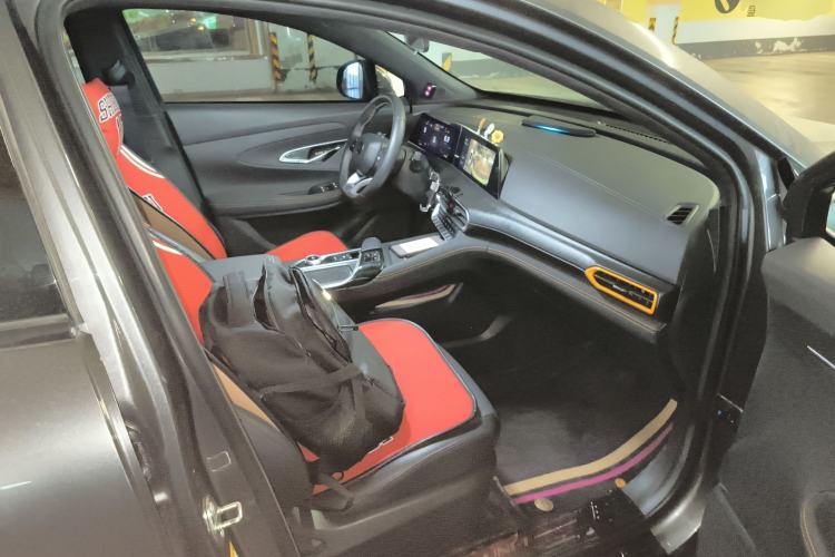 Used CHANGAN UNI-T 2022 2.0T Prestige Version Right Front Seat