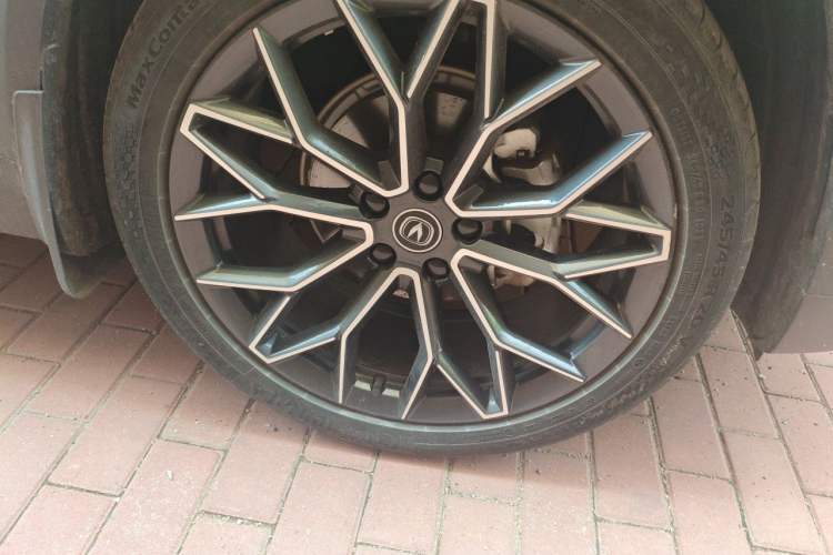 Used CHANGAN UNI-T 2022 1.5T Prestige Version Right Front Wheel Hub