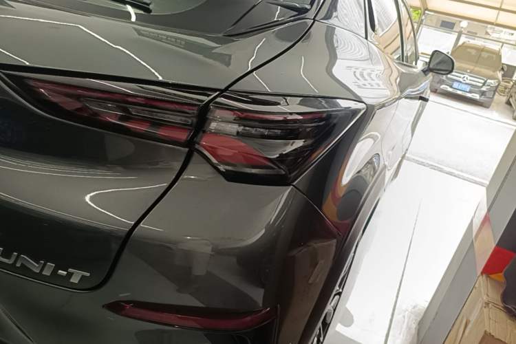 Used CHANGAN UNI-T 2022 1.5T Flagship Edition Right Rear Taillight