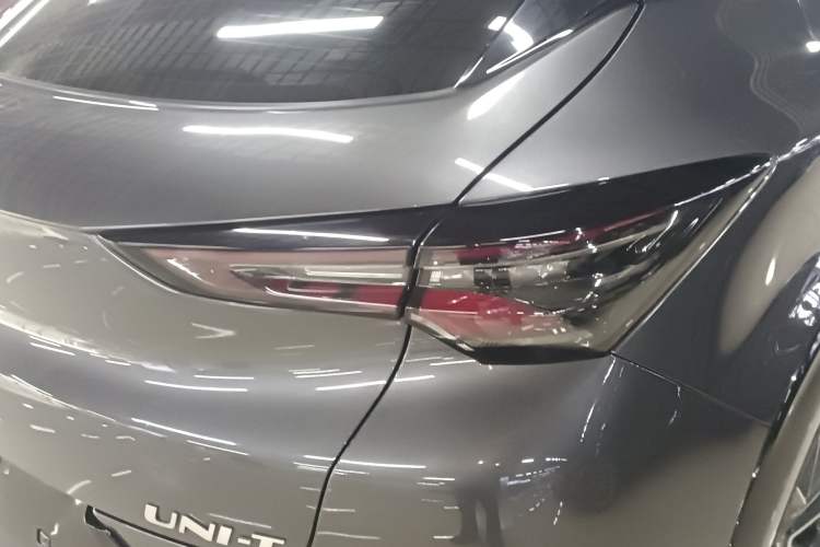 Used CHANGAN UNI-T 2022 1.5T Luxury Edition Right Rear Taillight