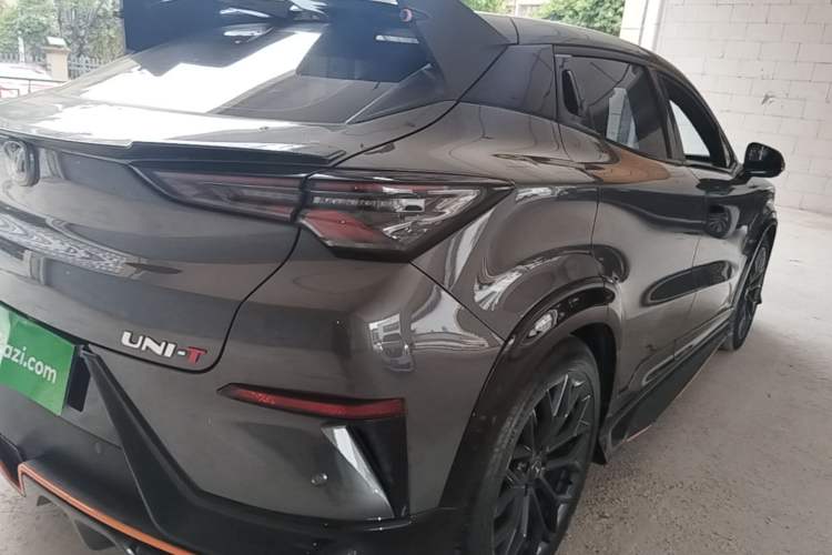 Used CHANGAN UNI-T 2022 2.0T Sport Edition Premium Version Right Rear Taillight