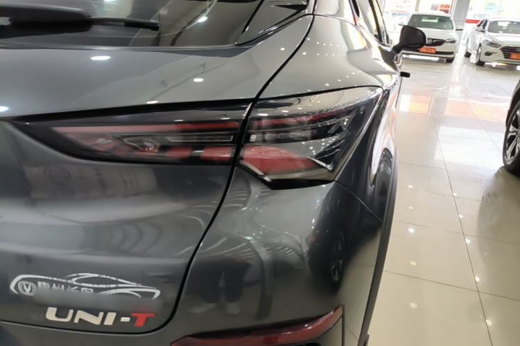 Used CHANGAN UNI-T 2022 2.0T Flagship Edition Right Rear Taillight