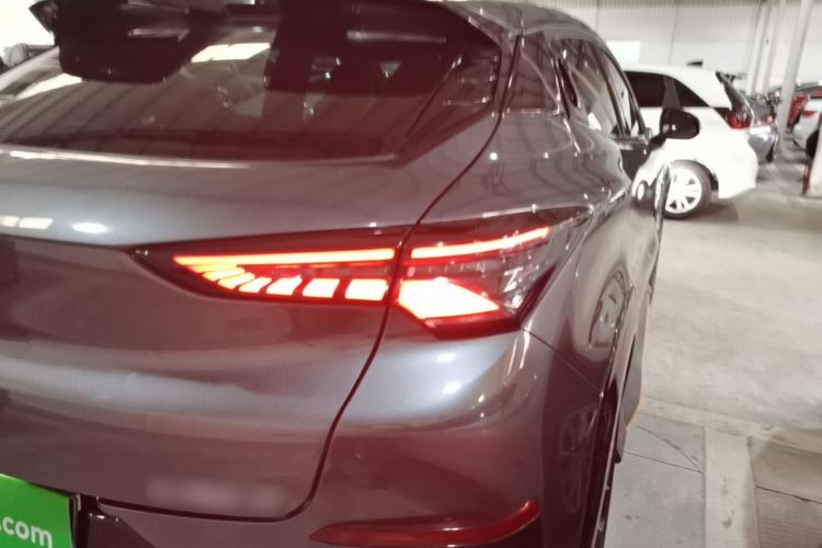Used CHANGAN UNI-T 2022 1.5T Prestige Version Right Rear Taillight