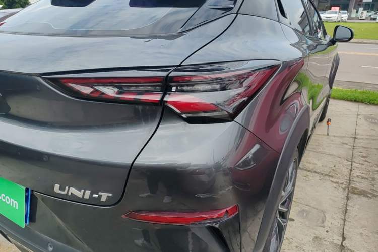 Used CHANGAN UNI-T 2022 1.5T Prestige Version Right Rear Taillight