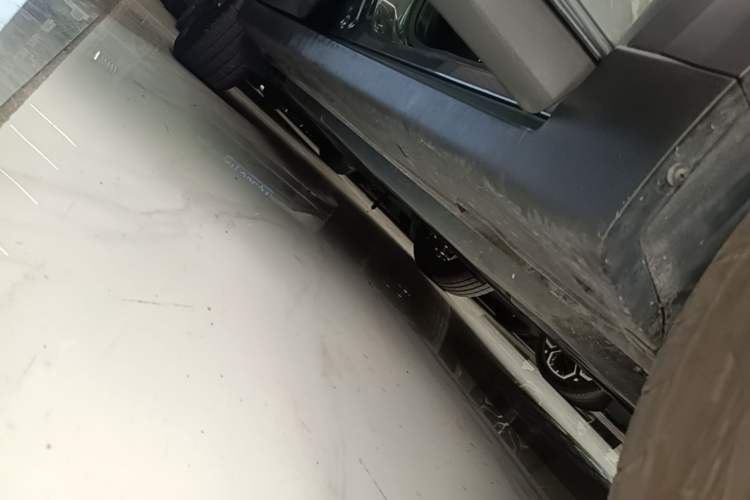 Used CHANGAN UNI-T 2022 1.5T Flagship Edition Right Side Sill