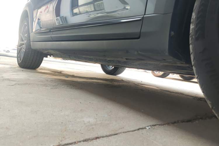 Used CHANGAN UNI-T 2022 1.5T Prestige Version Right Side Sill