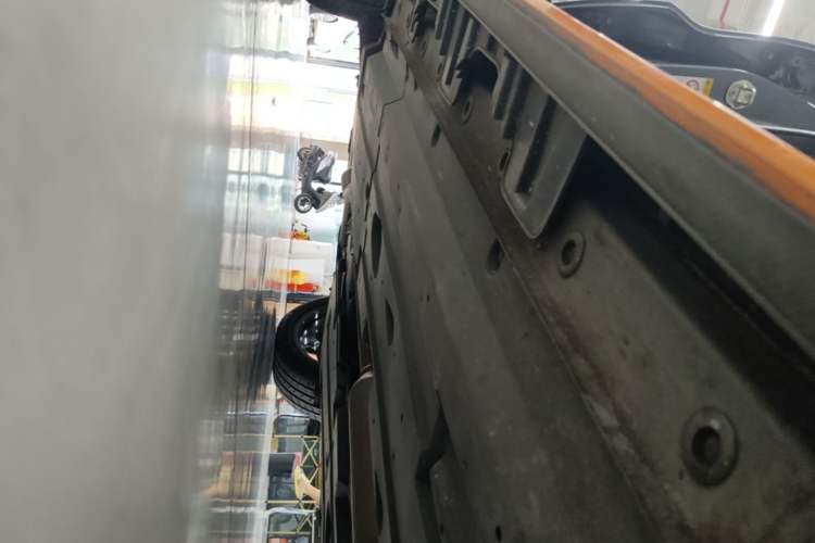 Used CHANGAN UNI-T 2022 1.5T Sport Edition Flagship Version Right Side Sill