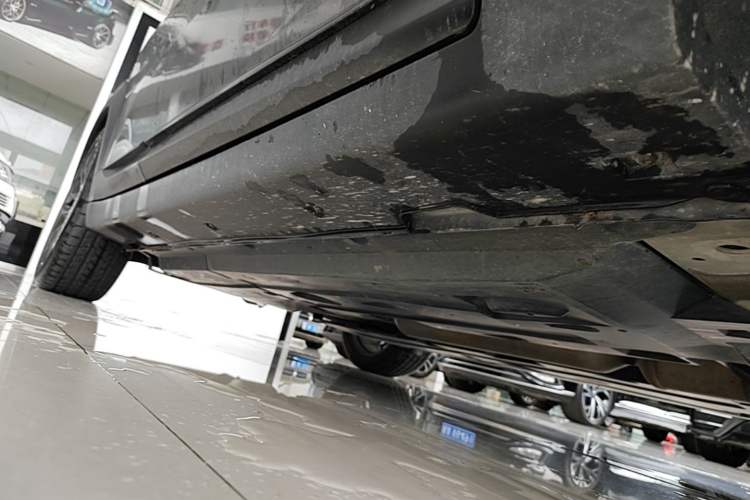 Used CHANGAN UNI-T 2022 2.0T Flagship Edition Right Side Sill