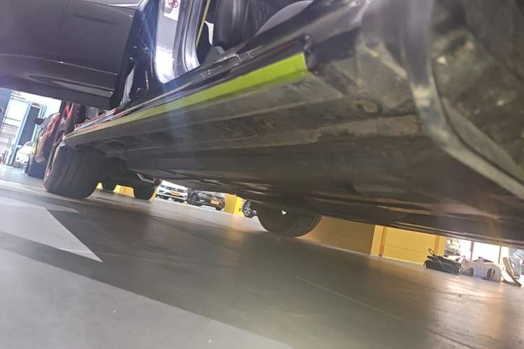 Used CHANGAN UNI-T 2022 1.5T Sport Edition Flagship Version Right Side Sill