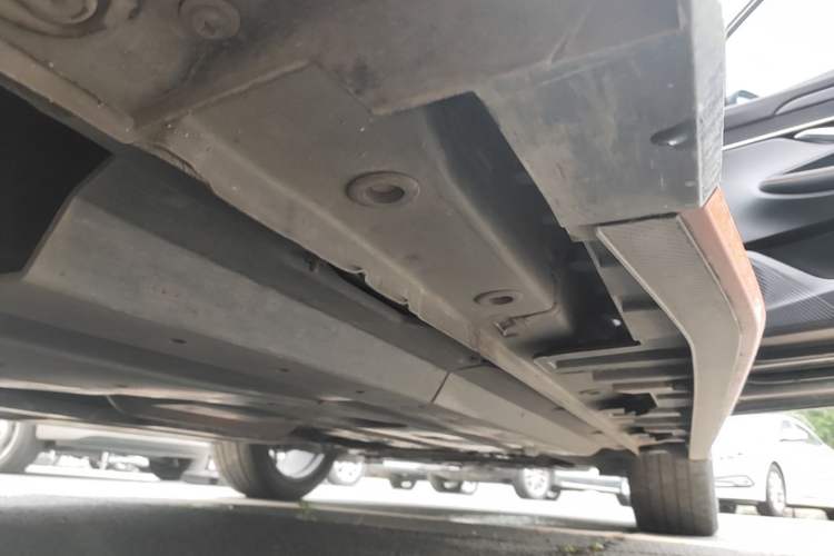 Used CHANGAN UNI-T 2022 1.5T Prestige Version Right Side Sill