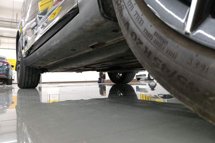 Used CHANGAN UNI-T 2022 1.5T Luxury Edition Right Side Sill