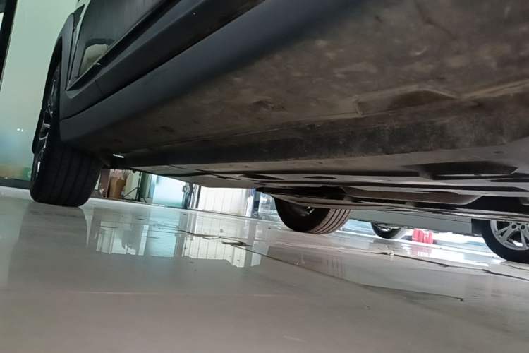 Used CHANGAN UNI-T 2022 1.5T Prestige Version Right Side Sill